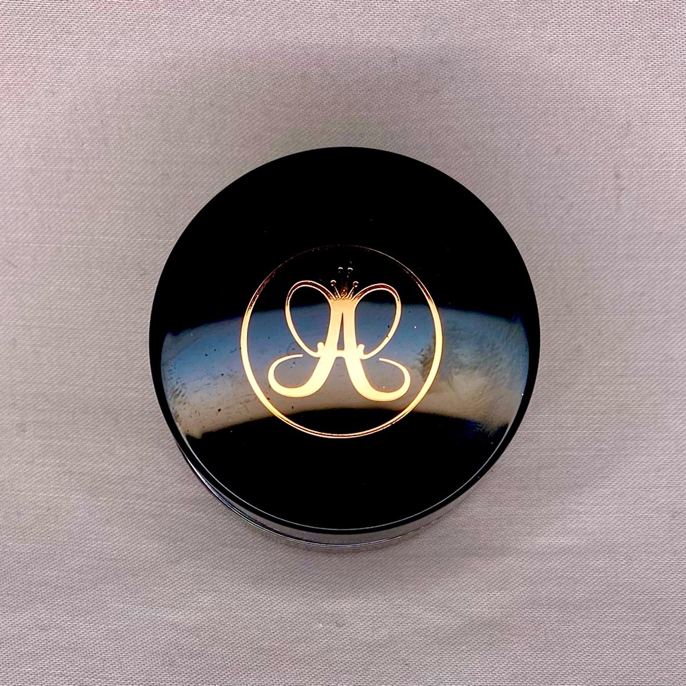 Anastasia Beverly Hills Dipbrow Pomade in Medium Brown